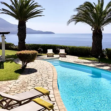 Ermis Kefalonia فيلة